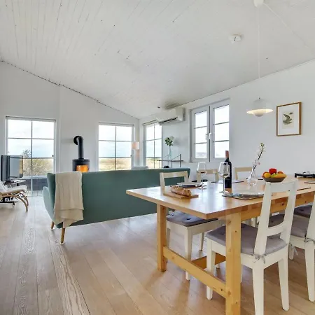 Zaharinka - 300m From The Sea In Nw Jutland By Interhome *