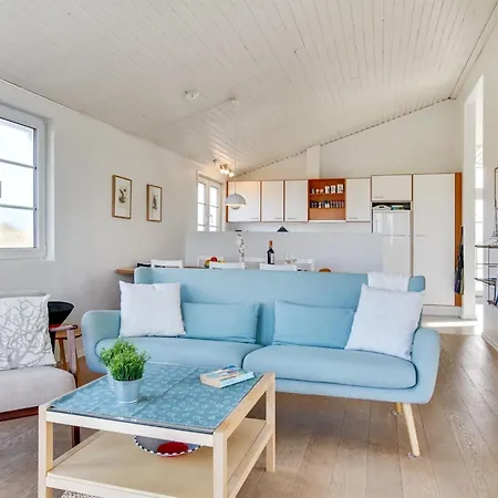 Zaharinka - 300m From The Sea By Interhome *